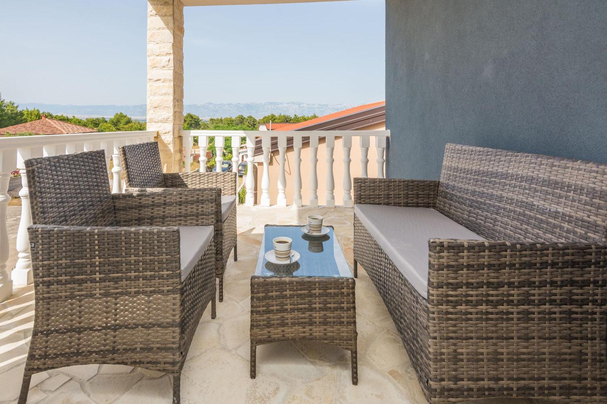 Plaza Ab Apartman Vir Kültér fotó