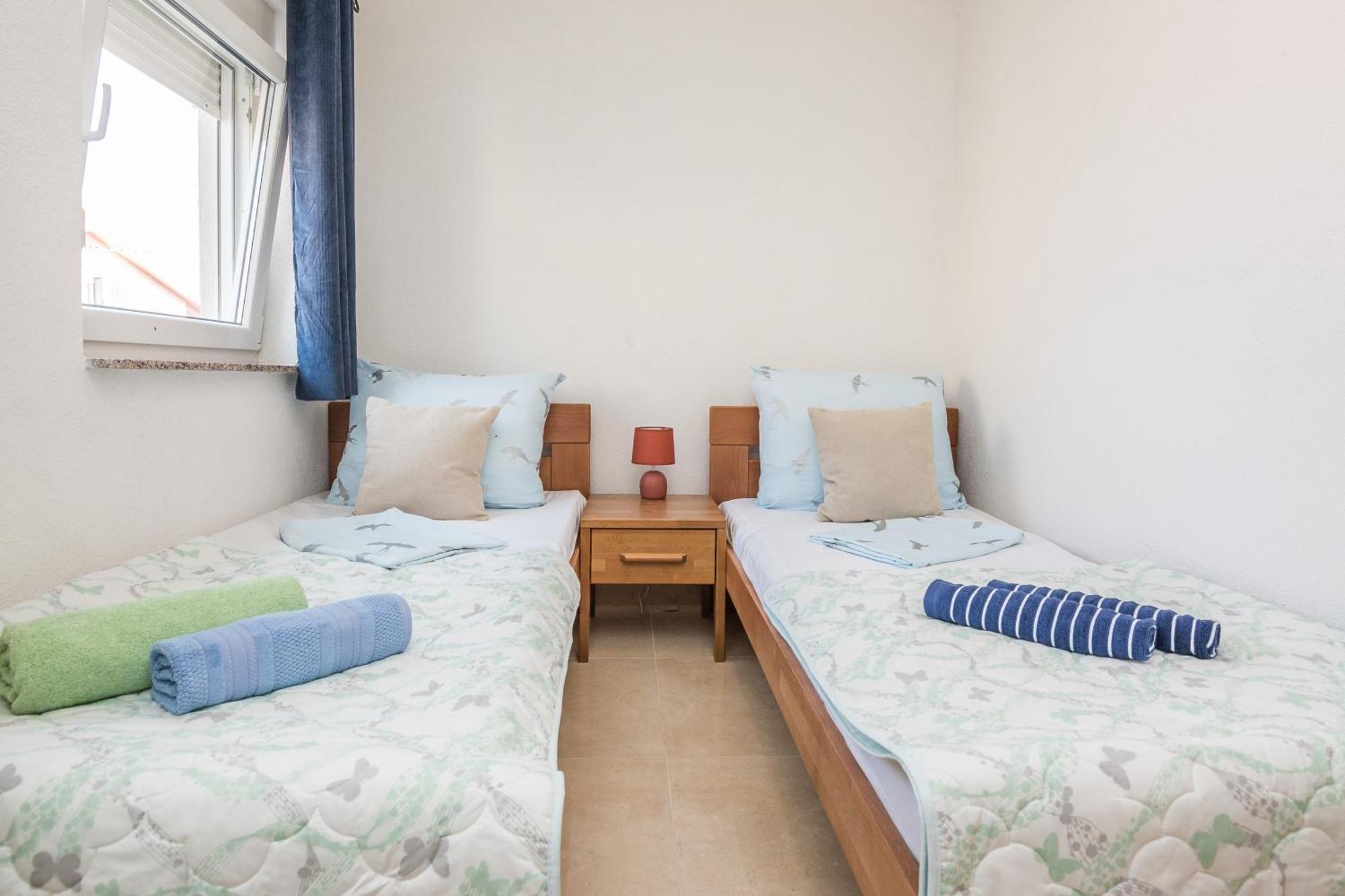 Plaza Ab Apartman Vir Szoba fotó